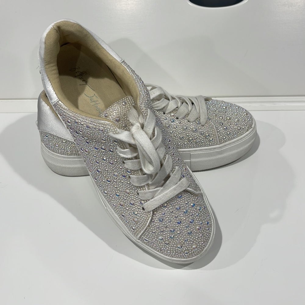 Gorgeous Betsey Johnson Crystal Embellished Sneaker - Size 7.5M - Ivory